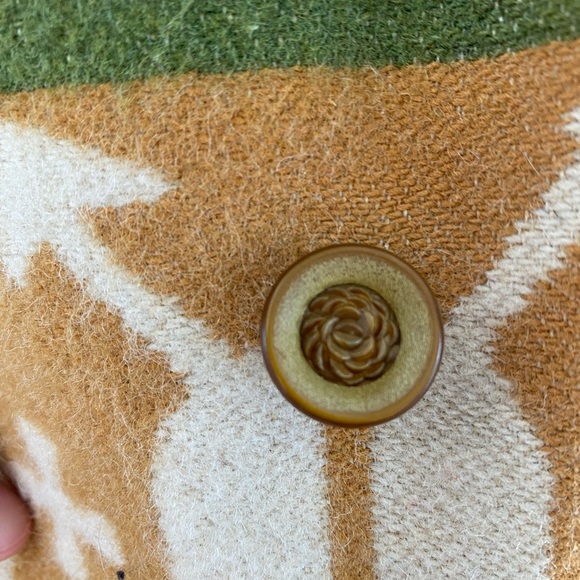 VINTAGE Robert Elias Viking Design Coat - Picture 2 of 8